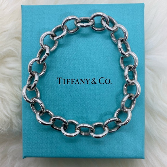 Tiffany & Co. Jewelry - Tiffany & Co. Rolo Clasping Link Bracelet 7.75” Tiffany & Co. Jewelry - Tiffany & Co. Rolo Clasping Link Bracelet 7.75”